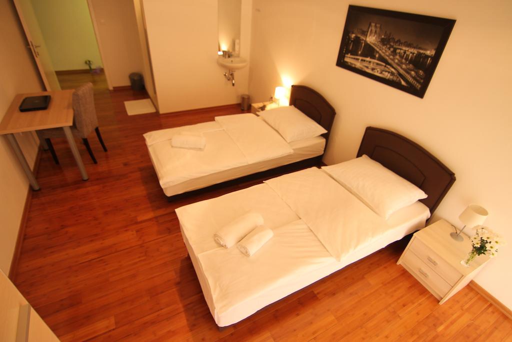 Rooms Xxl Загреб Экстерьер фото