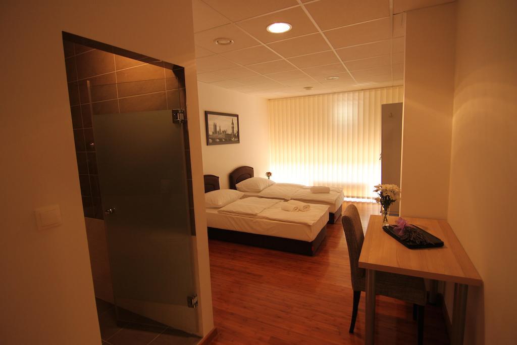 Rooms Xxl Загреб Экстерьер фото